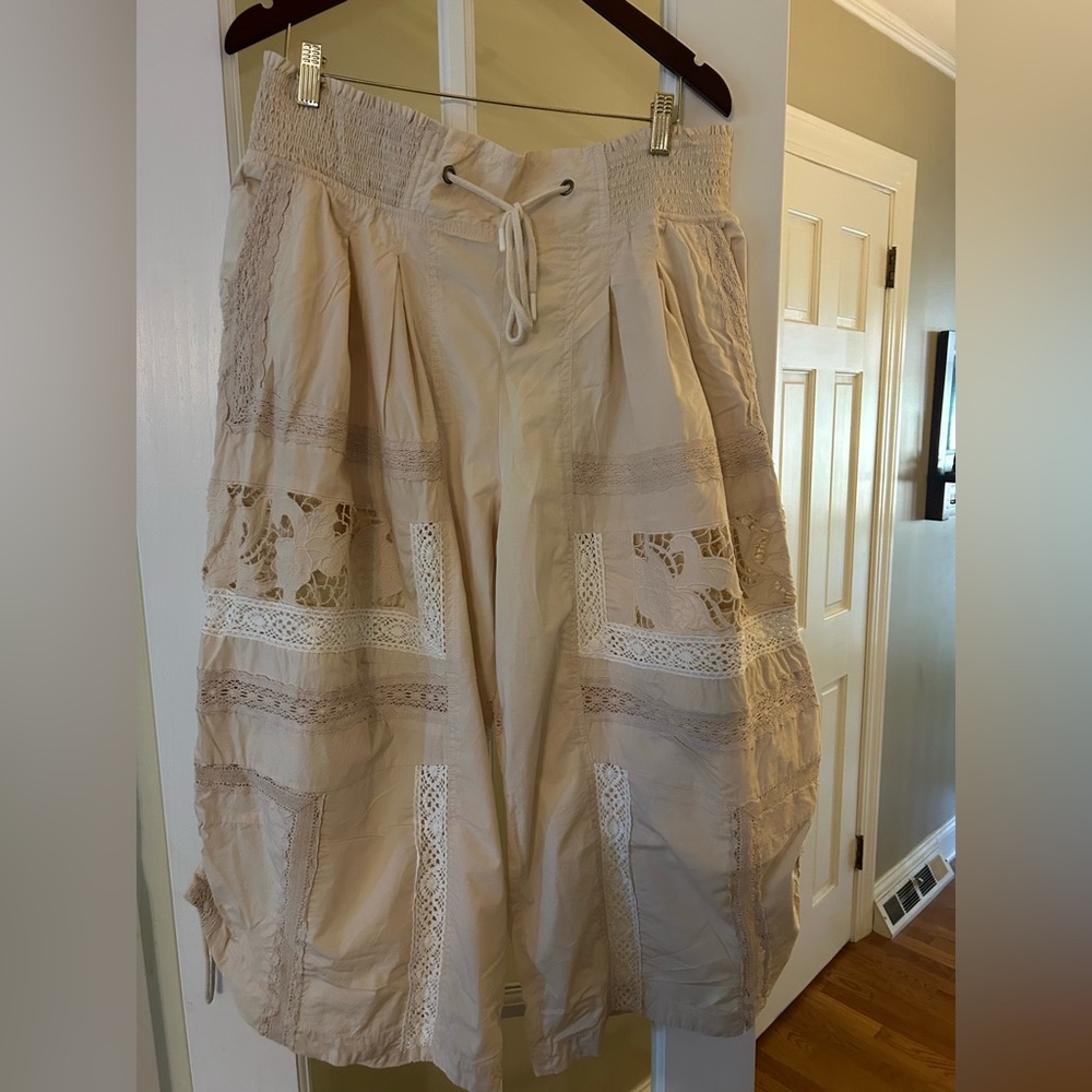 Anthropologie lace pull-on parachute pants sz. XL great condition worn 2x